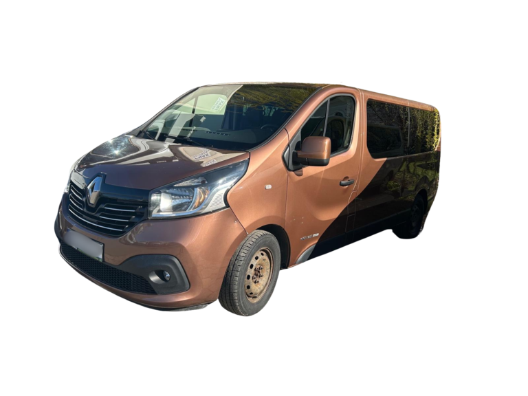 Renault Trafic Brązowy (9. os) 2016 - wynajem auta w Krakowie, Slawa Rent